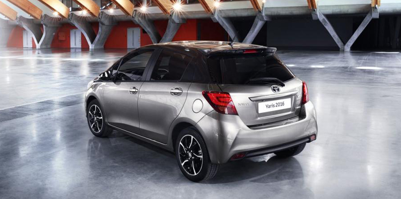 2016-toyota-yaris-imbued-with-new-bi-tone-version-we-ll-see-it-in-frankfurt-photo-gallery_7