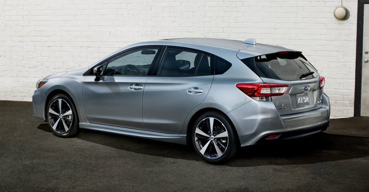 Subaru-Impreza_2017_1024x768_wallpaper_10