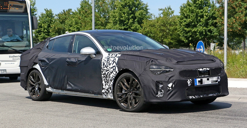2018-kia-gt-spied-in-germany-could-to-be-called-stinger_4