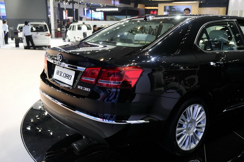 shenbao-d80-livepics-7