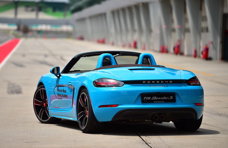 2016_11_BoxsterS_rear