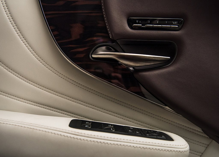 Lexus-LS_500-2018-1024-18