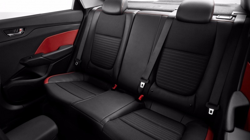 2018-Hyundai-Accent-09-850x478