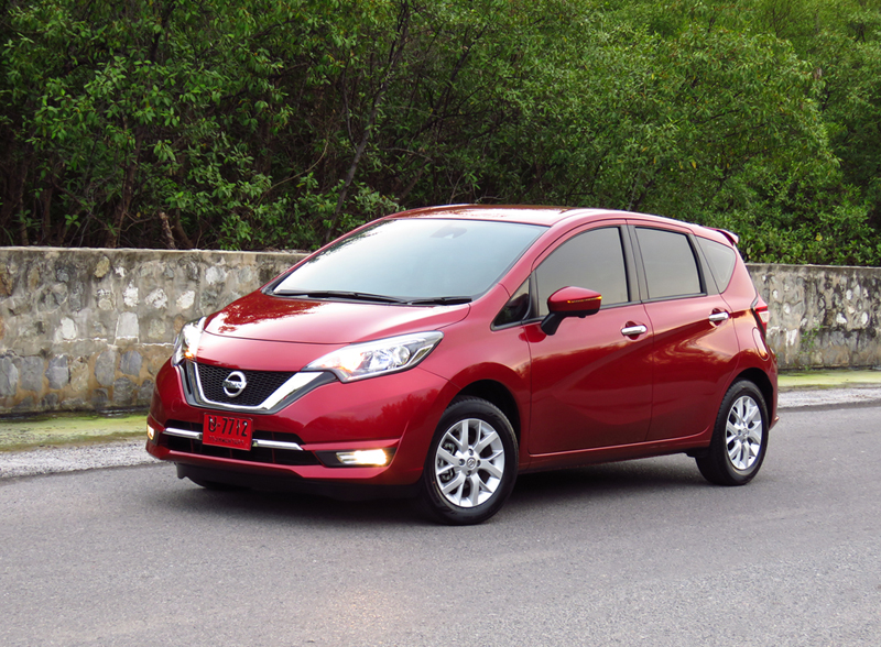 2017_03_Nissan_Note_09