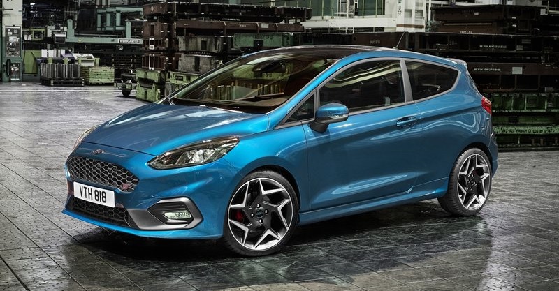 Ford-Fiesta_ST-2018-800-03