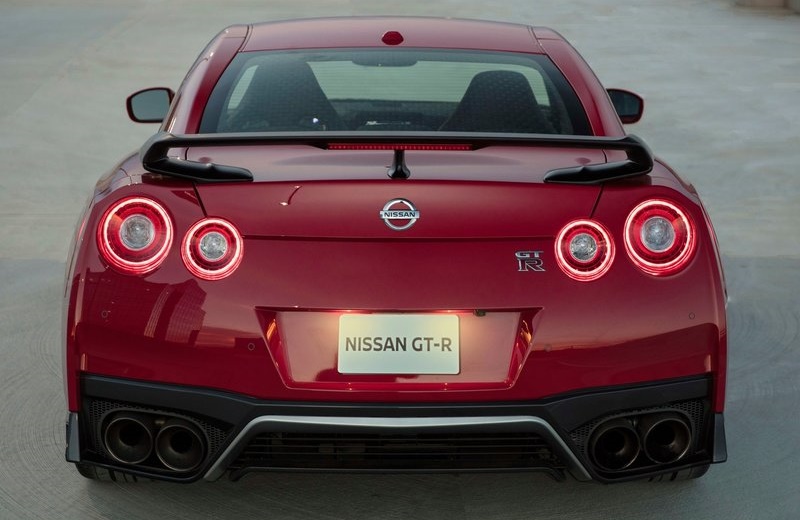 Nissan-GT-R_Track_Edition-2017-800-0d