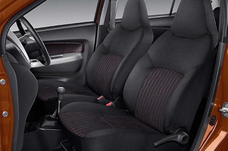 2017-Daihatsu-Ayla-19