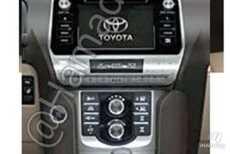 2018-Toyota-Land-Cruiser-Prado-facelift-center-console-leaked