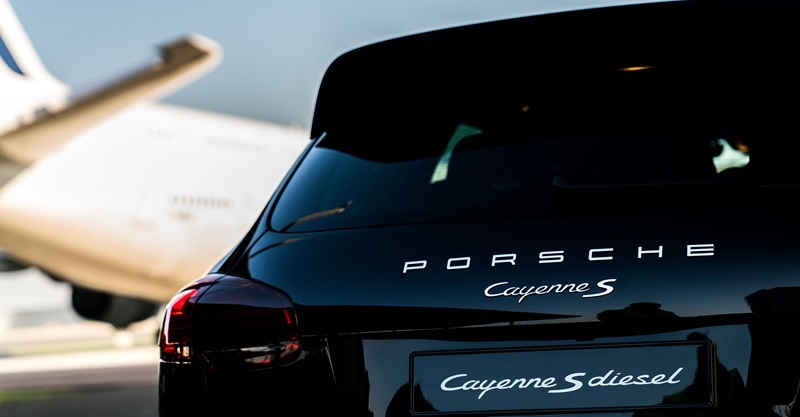 412604_cayenne_s_diesel_air_france_a_380_paris_charles_de_gaulle_airport_2017_porsche_ag