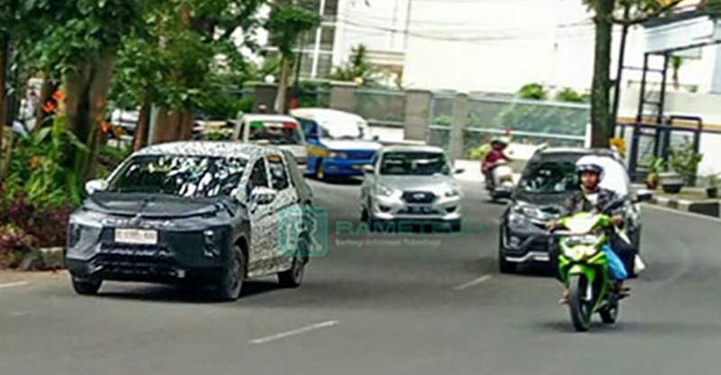Mitsubishi-XM-Spyshot-1