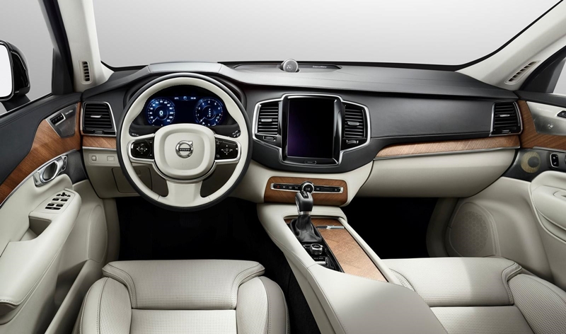 2014 05 27 Volvo XC90 Interior 1