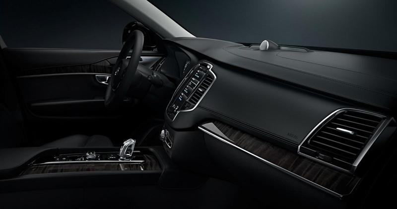2014 05 27 Volvo XC90 Interior 6