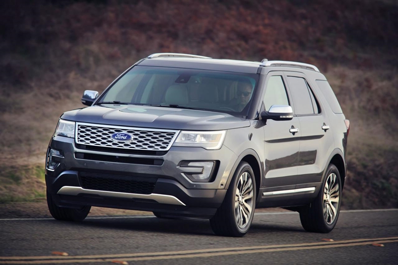 2014 11 20 Ford Explorer 1