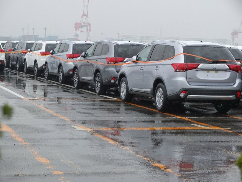 2015 03 08 Mitsubishi Outlander 3