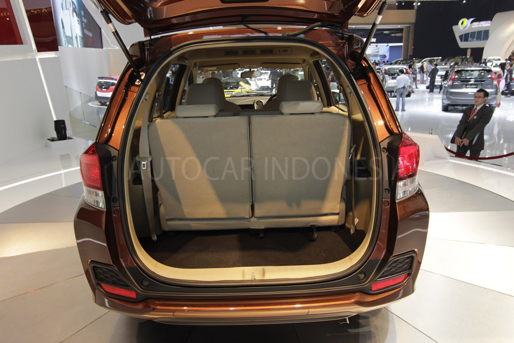 2013 09 30 Honda Mobilio Interior 4