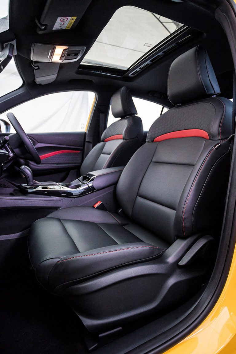 ราคาอย่างเป็นทางการ All NEW MG 5 เบนซิน 1.5 CVT : 559,000 - 689,000 บาท ...