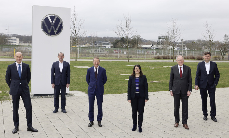 Volkswagen Trinity 100