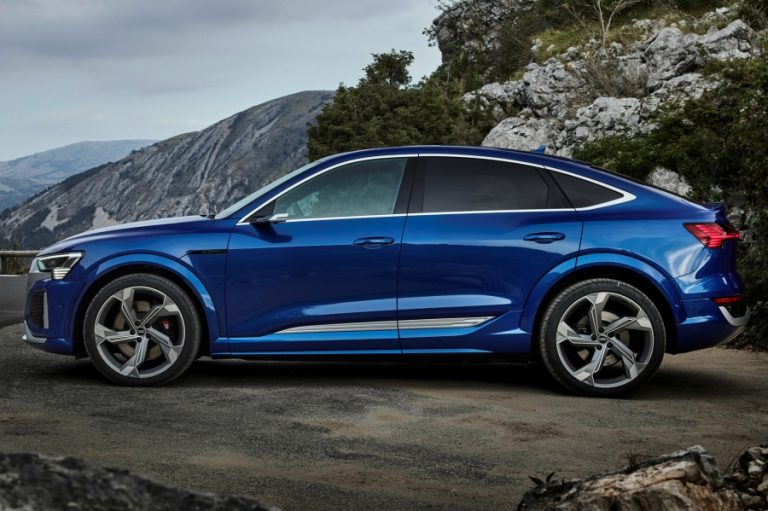 Audi Q8 etron และ Q8 Sportback etron รถ SUV เรือธงขุมพลังไฟฟ้า 100