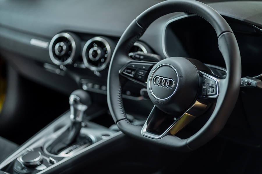  Audi TT Final Icon Black 3 599 000 3 899 000 
