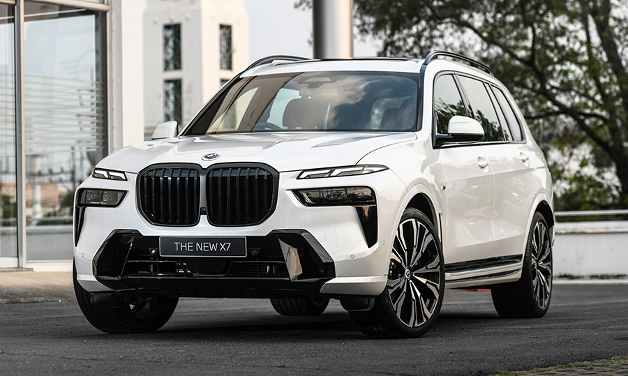 ราคาอย่างเป็นทางการ BMW X7 xDrive40d M Sport LCI 6,599,000 บาท (CKD