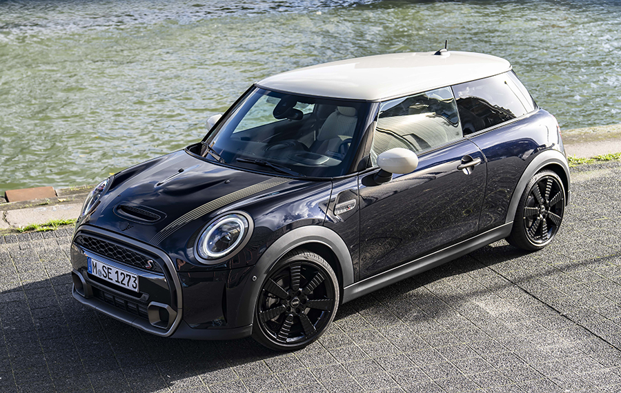MINI Hatch 3 Door Cooper S Resolute Edition