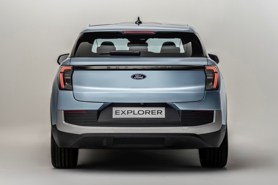 Ev shop ford explorer