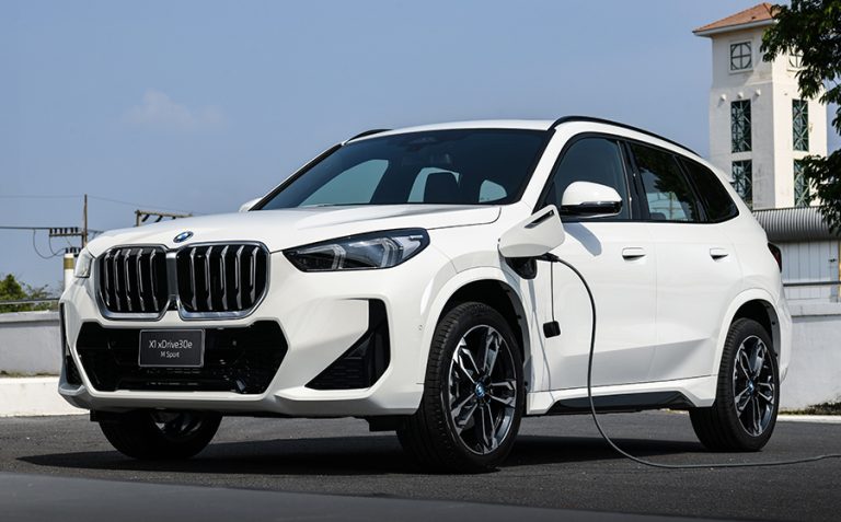 ราคาอย่างเป็นทางการ BMW X1 xDrive30e M Sport (Plug-in Hybrid ...