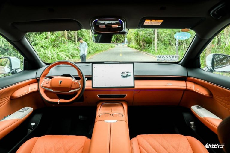 Deepal S7 EV และ EREV รถ SUV เสียบปลั๊กจากบริษัทร่วมทุน CATL-Huawei ...