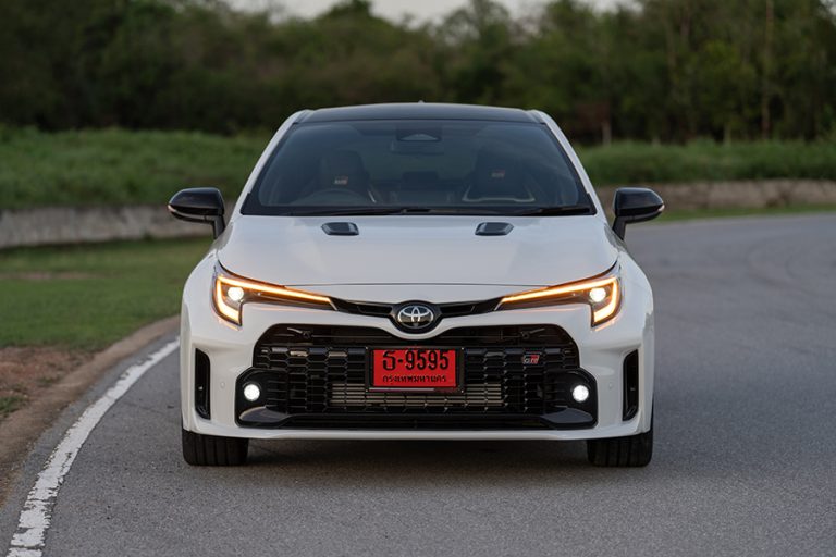 ภาพคันจริง Honda Civic Type R & Toyota GR Corolla | ตัวจี๊ดแดนอาทิตย์ ...