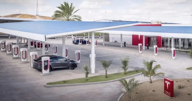 Tesla Supercharger