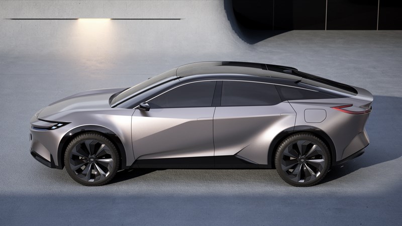 Toyota Sport Crossover Concept SUV EV