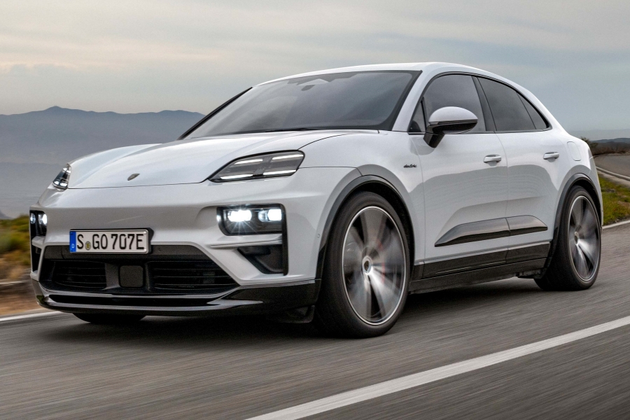 Porsche macan on sale ev 2021