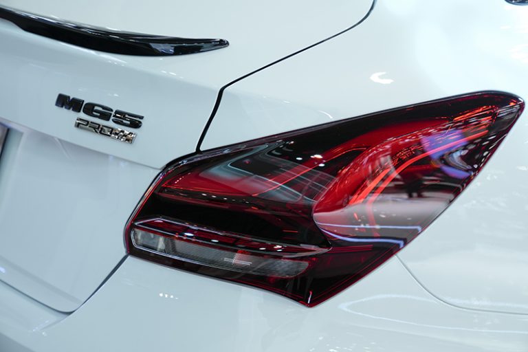 ราคาอย่างเป็นทางการ MG 5 PRO (MG 5 Minorchange) : 629,000 – 669,000 บาท ...