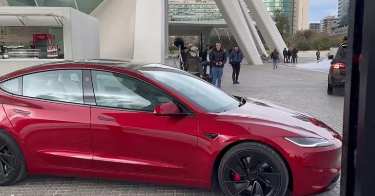 Tesla Model 3 Performance อาจแรงทะลุ 600 แรงม้า ตามข้อมูลหลุดก่อน ...