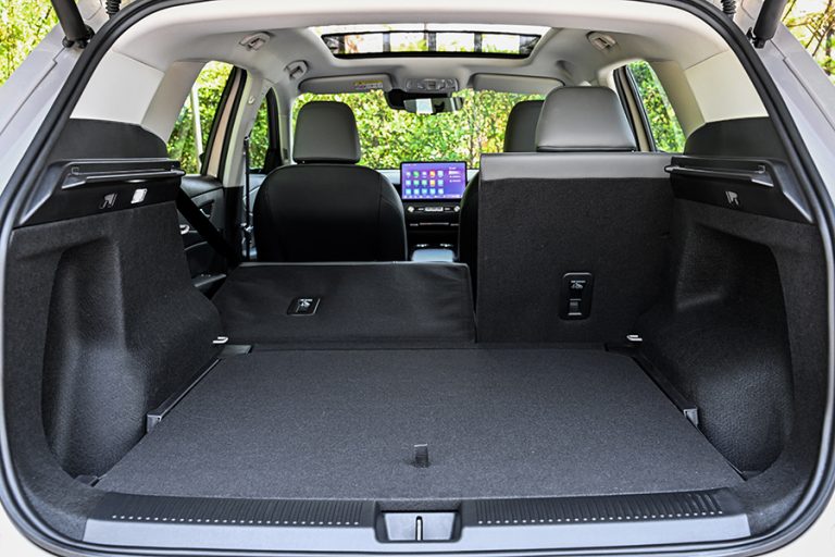 ราคาอย่างเป็นทางการ MG S5 EV : 719,900 - 899,900 บาท | 170-245 แรงม้า ...