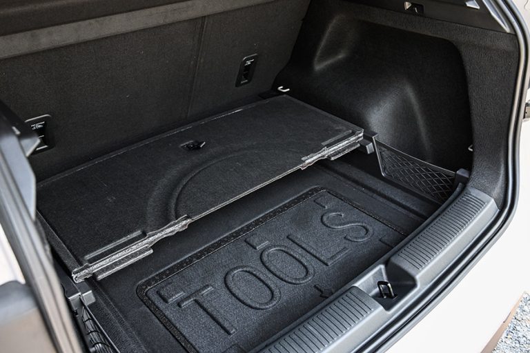 ราคาอย่างเป็นทางการ MG S5 EV : 719,900 - 899,900 บาท | 170-245 แรงม้า ...