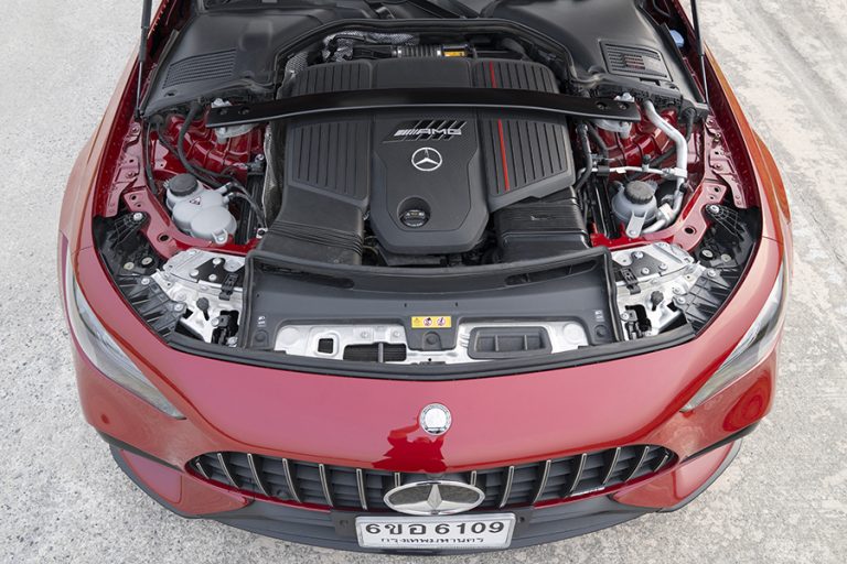 Engine Cle ภาพคันจริง Mercedes-AMG CLE 53 4MATIC+ Coupe | ม้าเชื่องกล้ามโต ที่ ...
